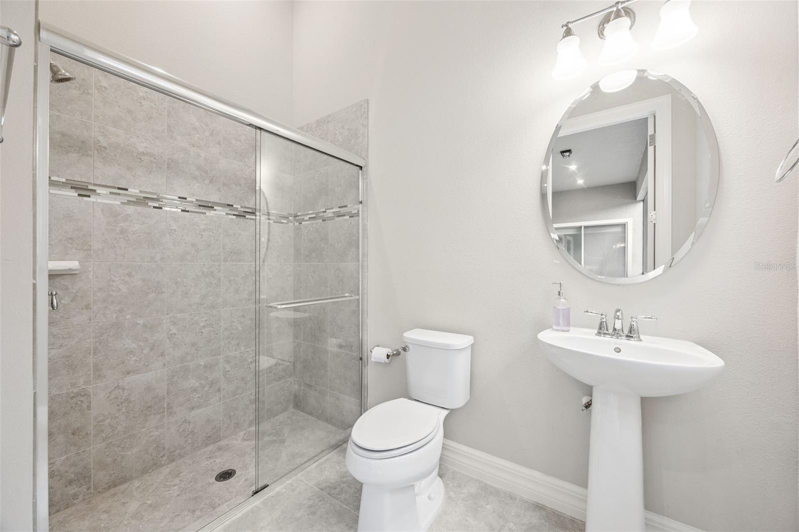 PHILLIPS GROVE - Residential