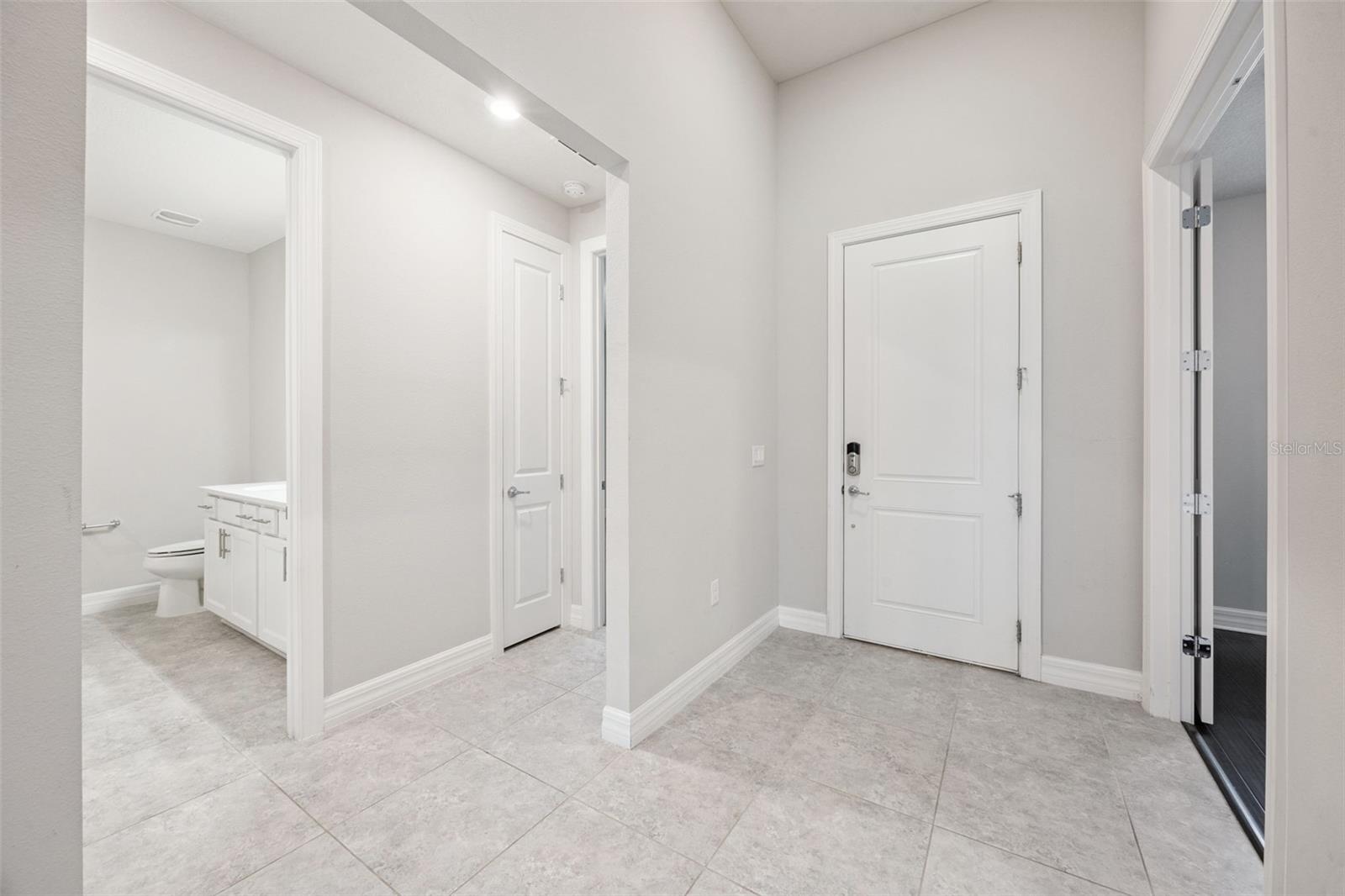PHILLIPS GROVE - Residential