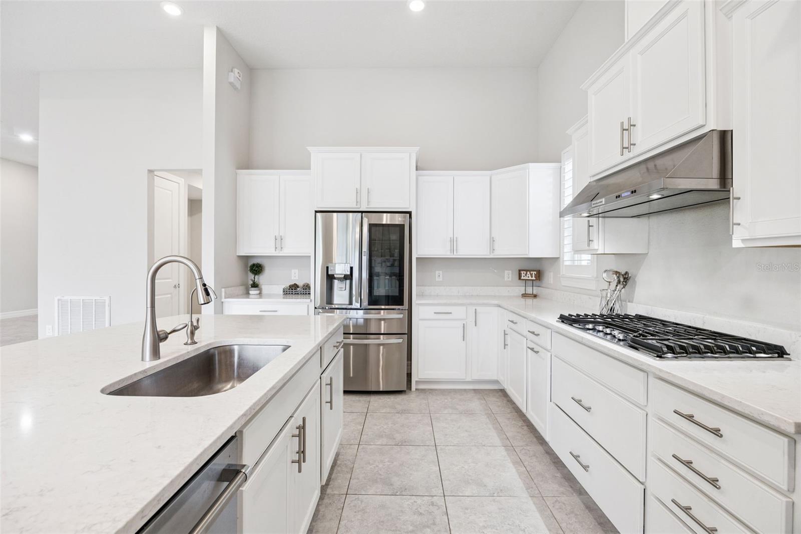 PHILLIPS GROVE - Residential