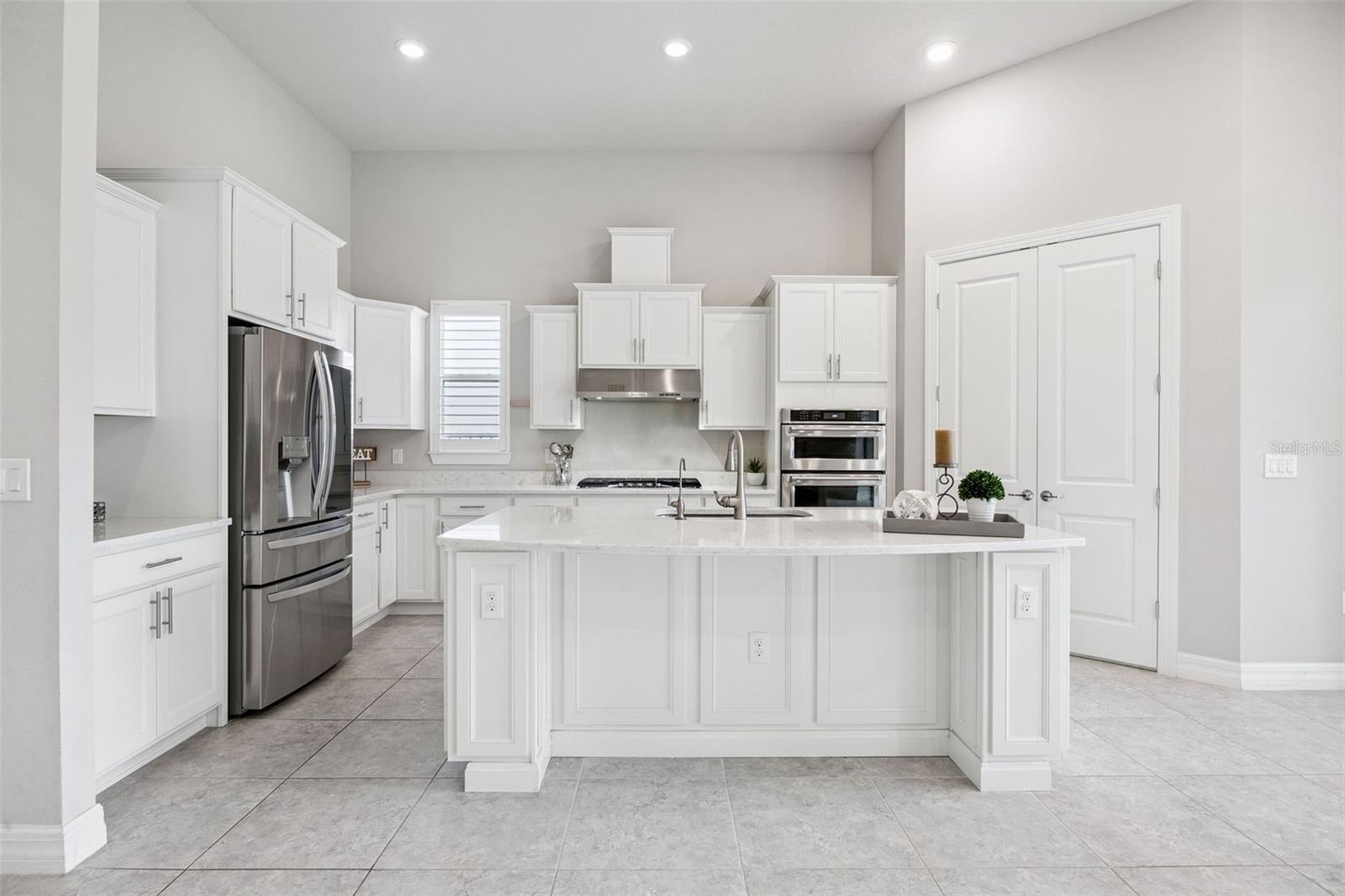 PHILLIPS GROVE - Residential
