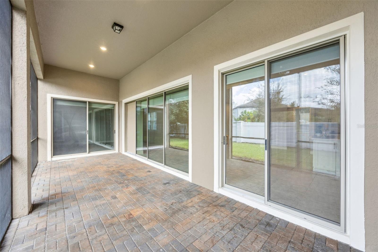 PHILLIPS GROVE - Residential