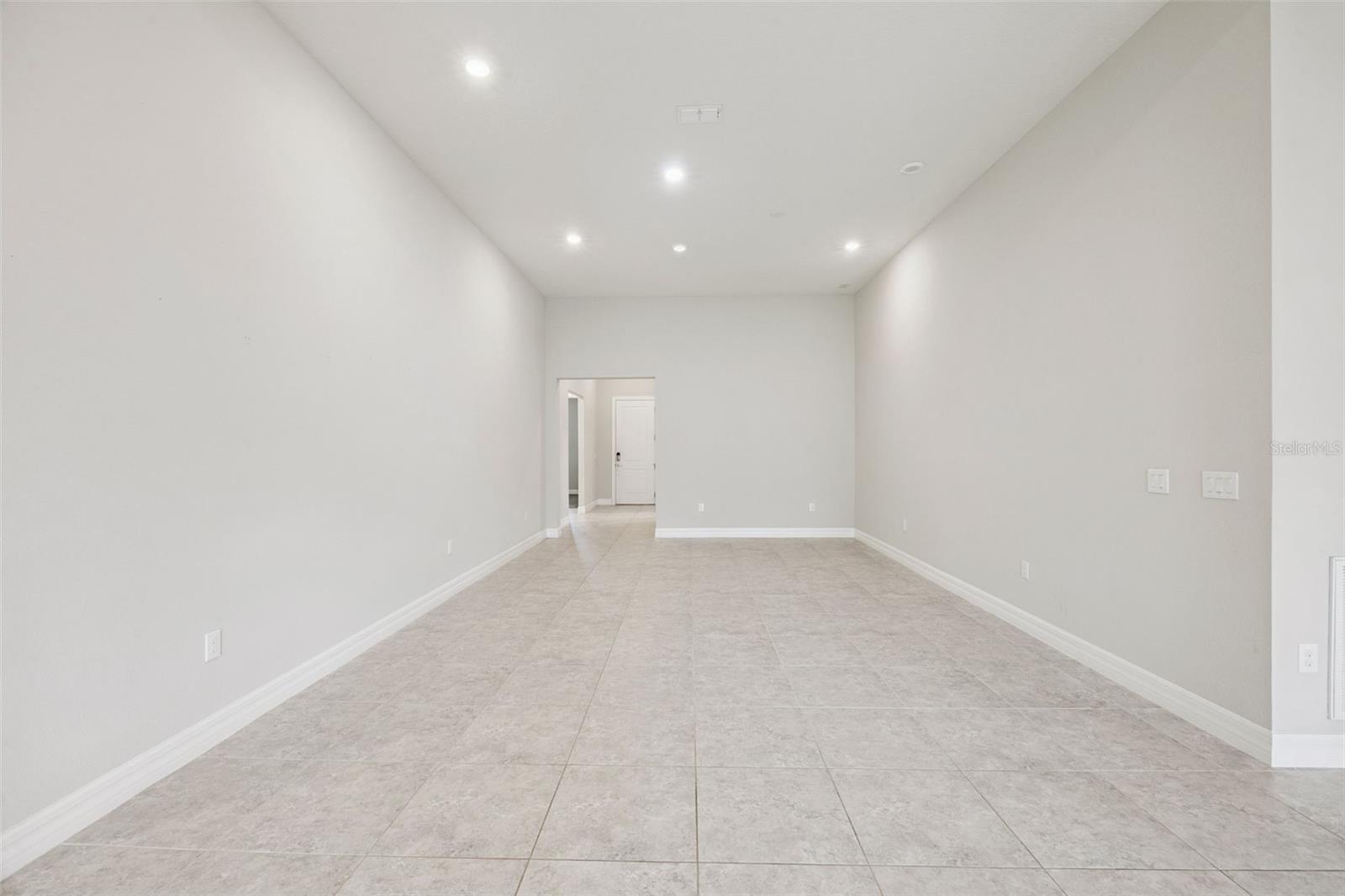 PHILLIPS GROVE - Residential