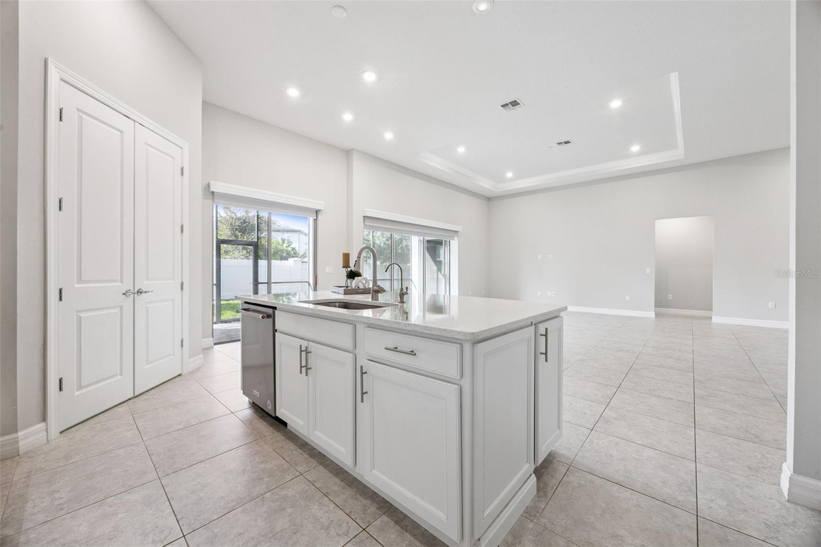 PHILLIPS GROVE - Residential