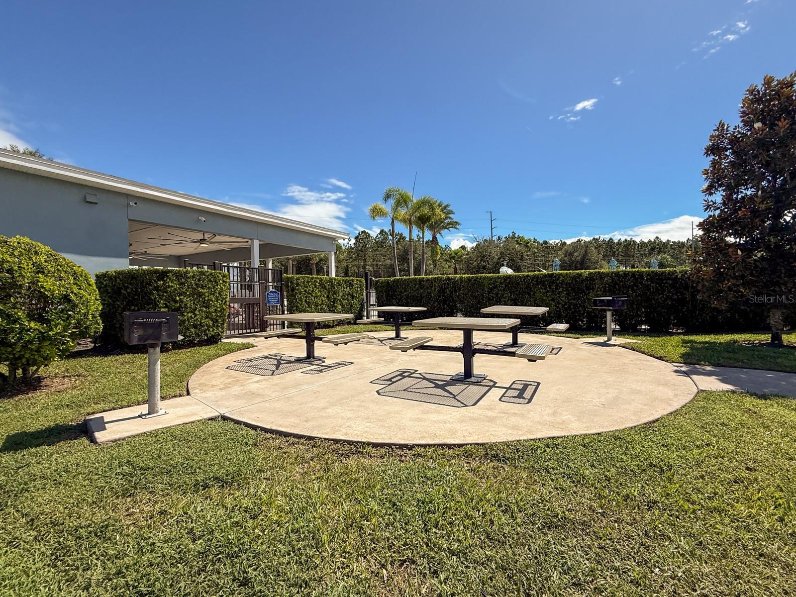 PHILLIPS GROVE - Residential