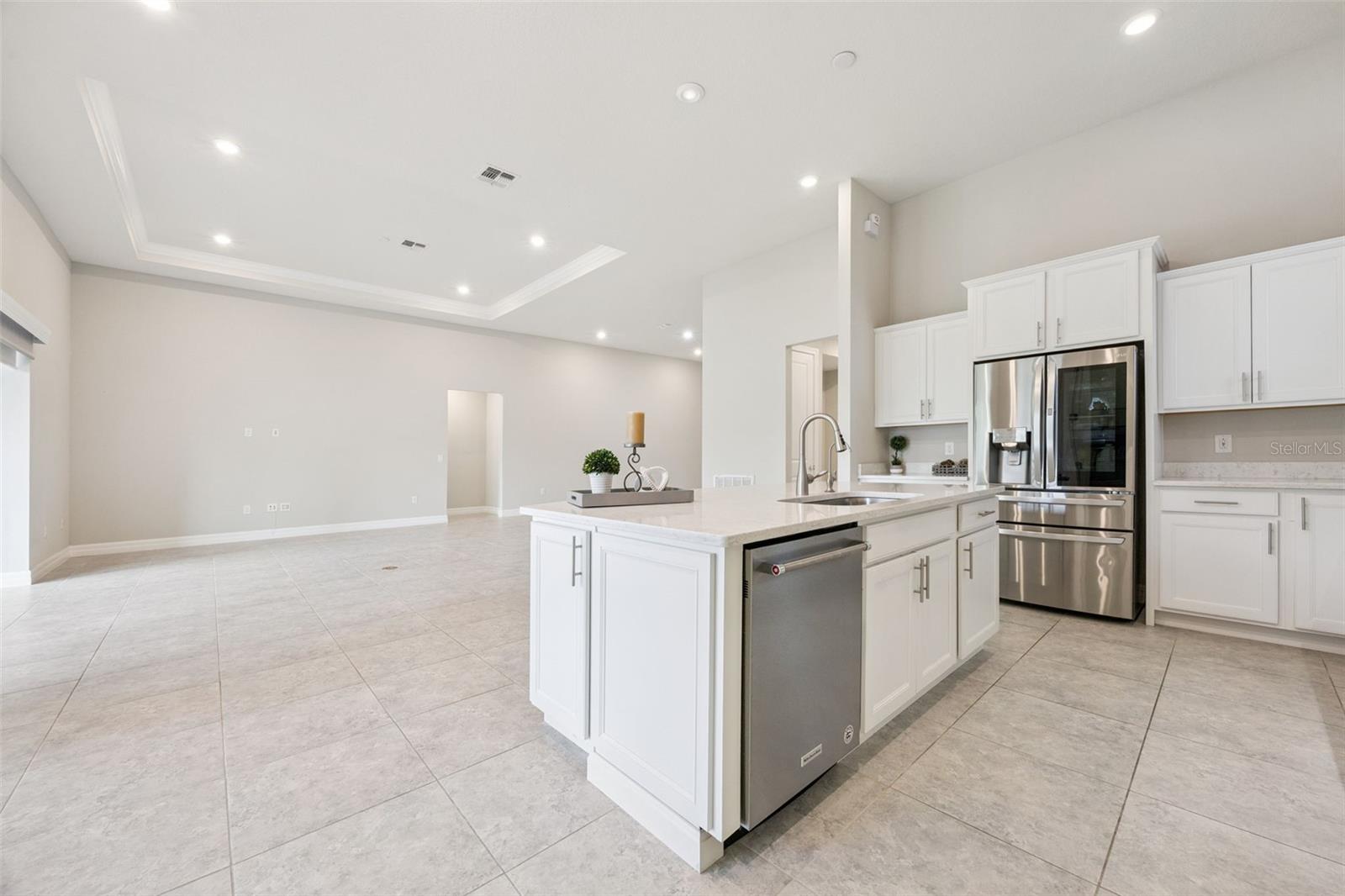 PHILLIPS GROVE - Residential