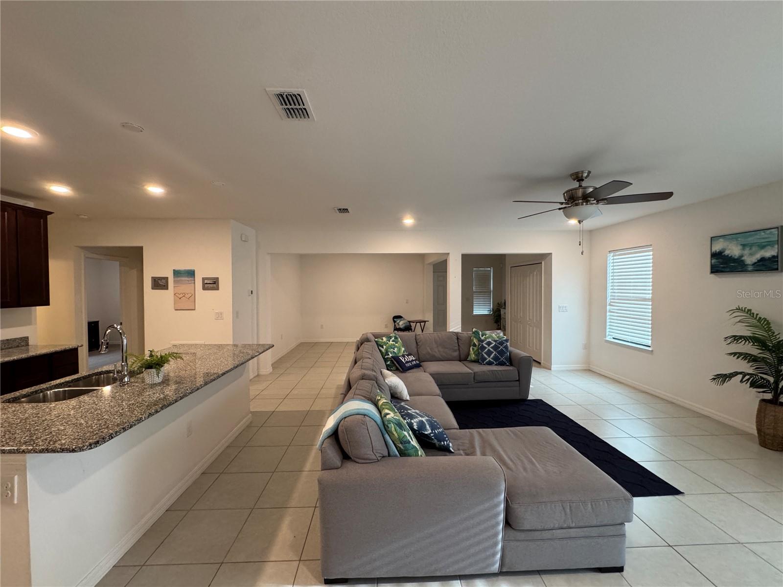 VILLA MILANO PH 4 5 & 6 - Residential Lease