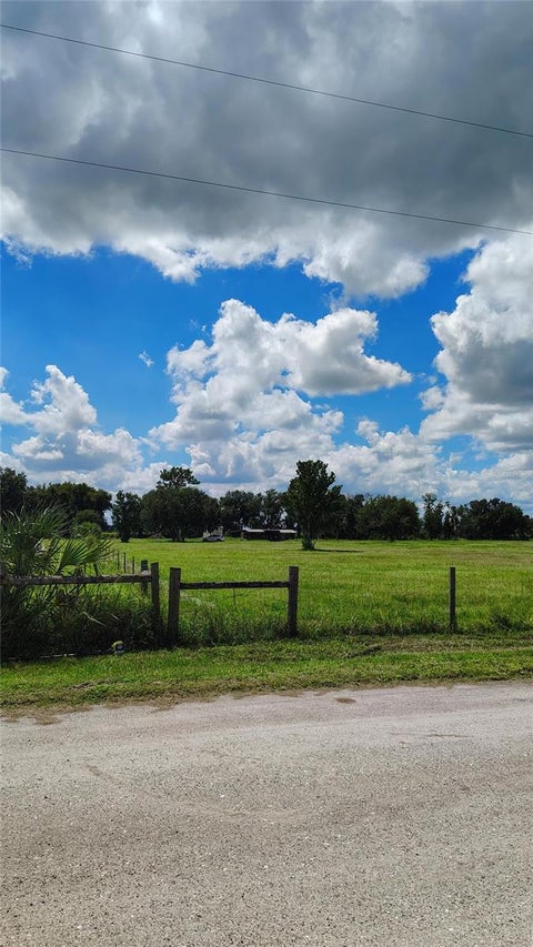 Photo of 12721 Fox Way Trail, Riverview, FL 33579 (MLS # O6443930)