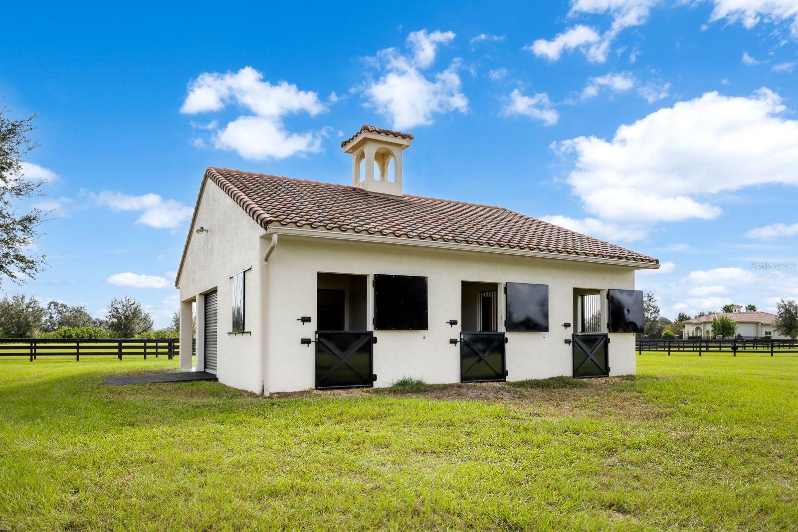 BEL LAGO - Residential