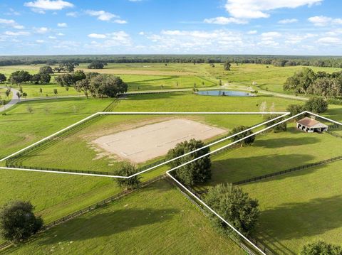 Tiny photo for 12394 SW 140th Loop, Dunnellon, FL 34432 (MLS # OM711299)