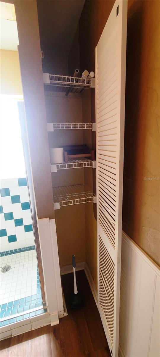 HAMNERS MARJORY B & W E FLO - Residential