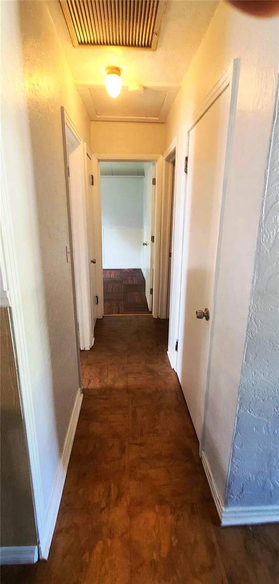 HAMNERS MARJORY B & W E FLO - Residential