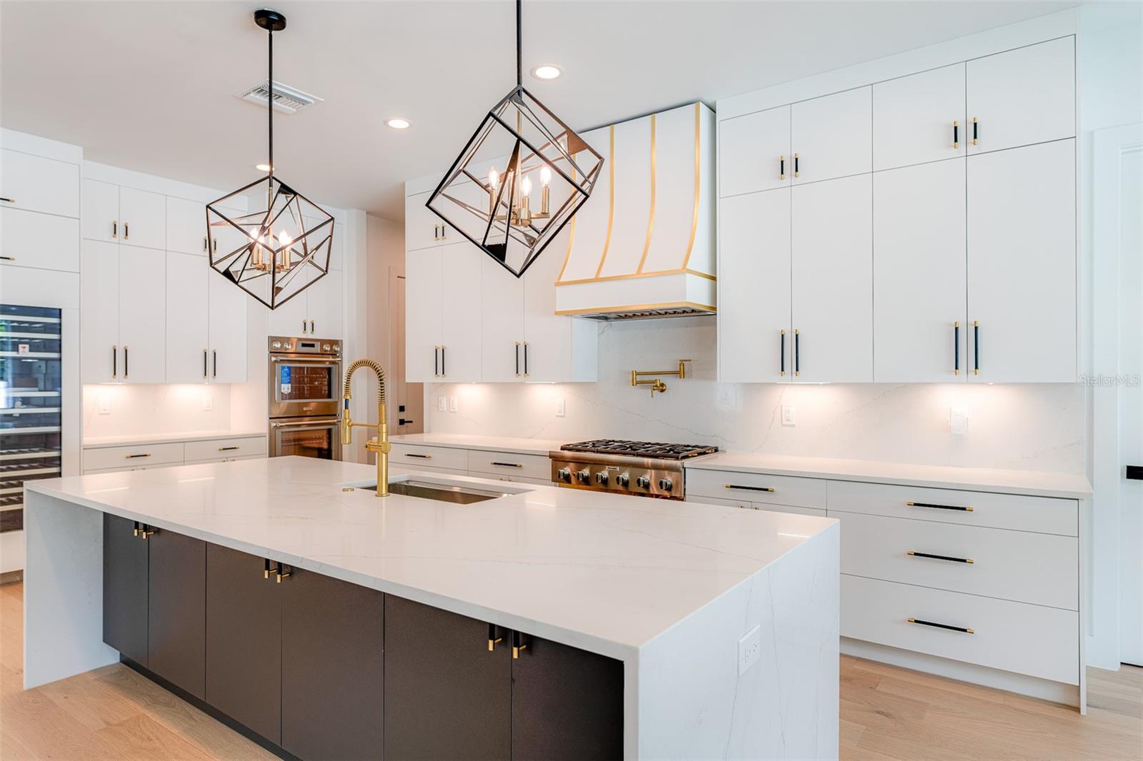 MARYLAND MANOR REV - Residential