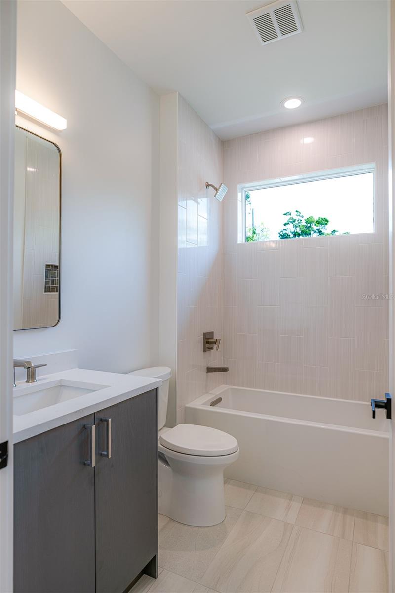 MARYLAND MANOR REV - Residential