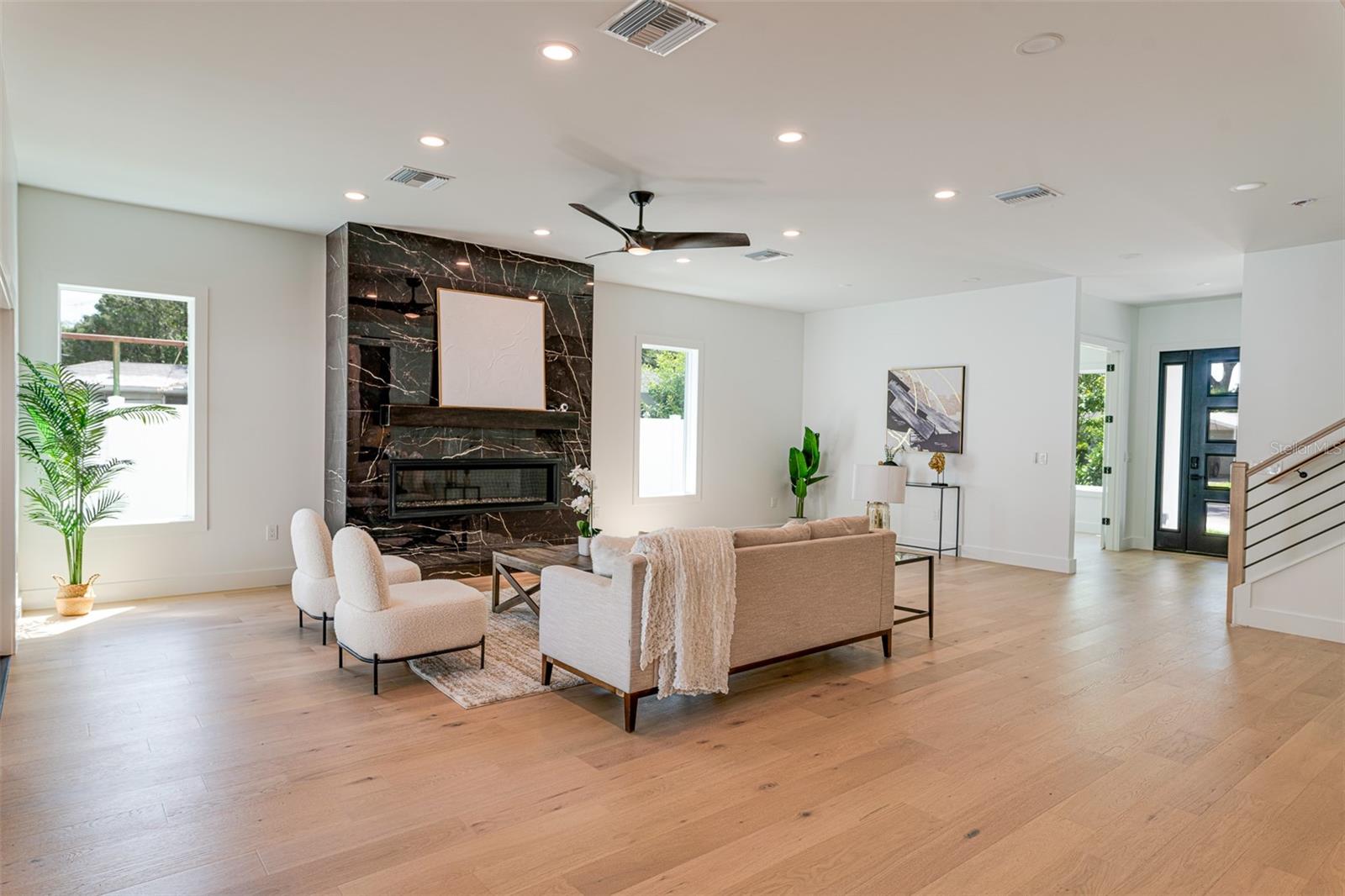 MARYLAND MANOR REV - Residential