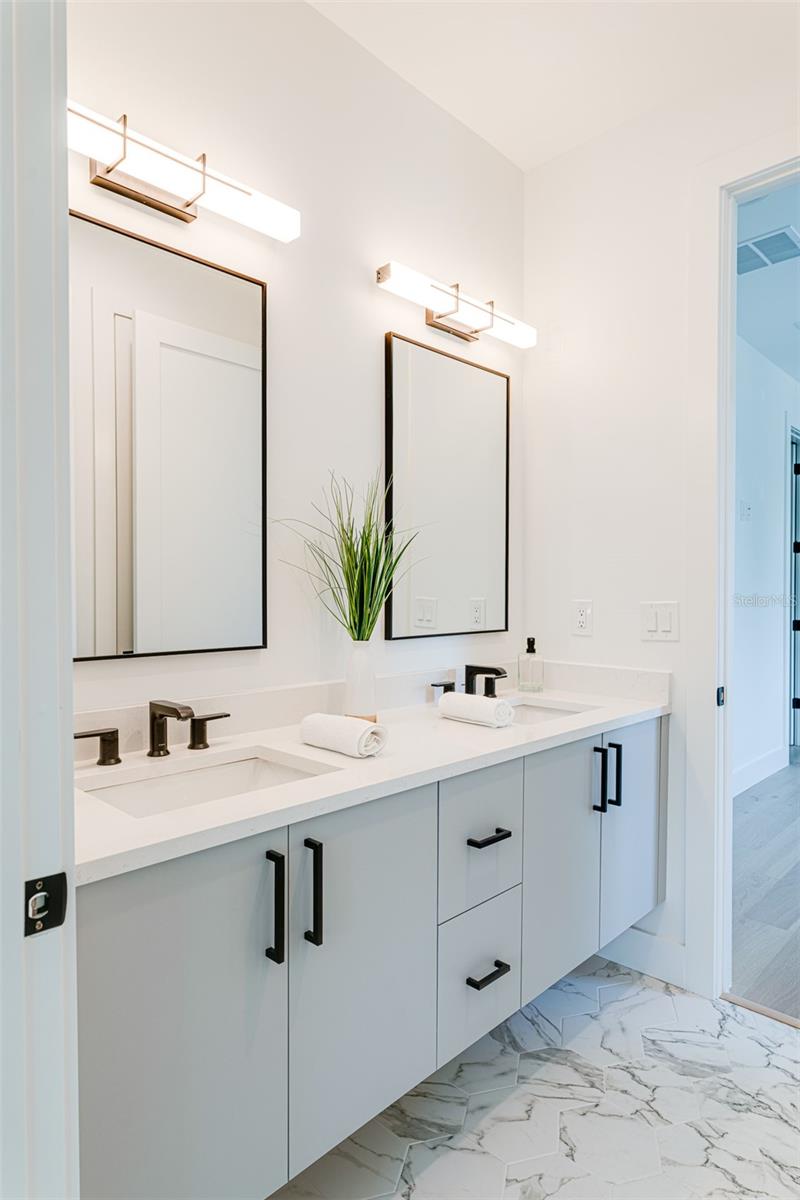 MARYLAND MANOR REV - Residential