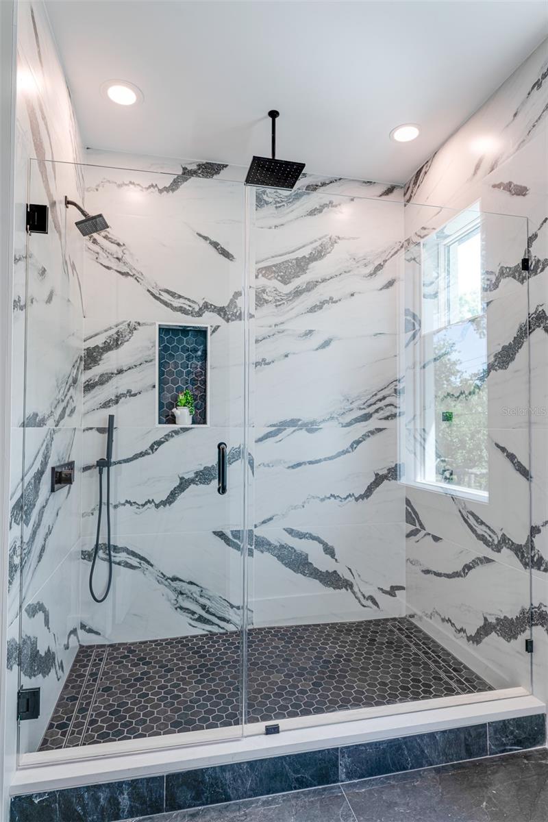 MARYLAND MANOR REV - Residential