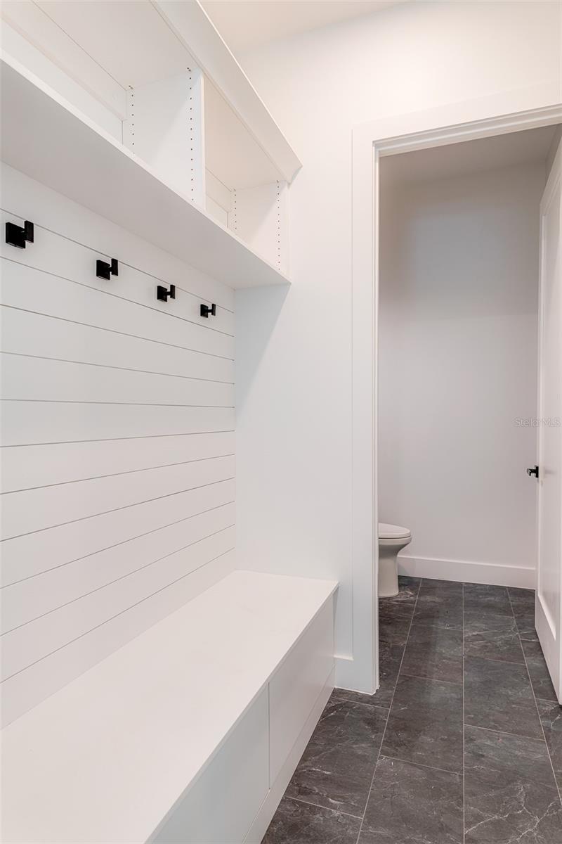 MARYLAND MANOR REV - Residential