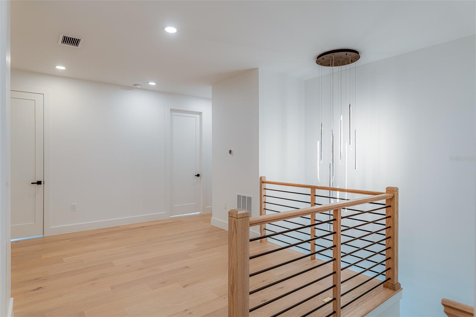 MARYLAND MANOR REV - Residential