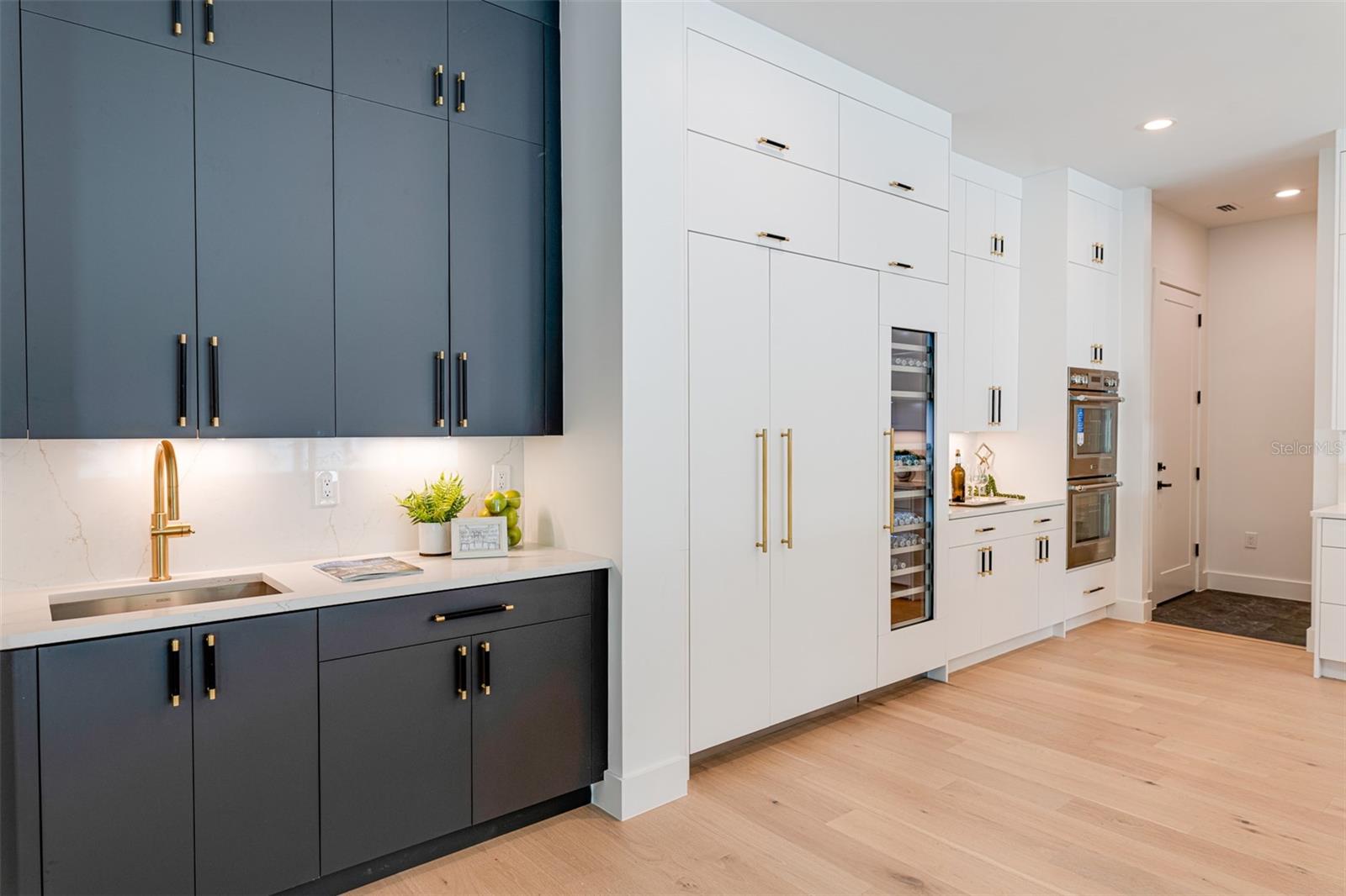 MARYLAND MANOR REV - Residential