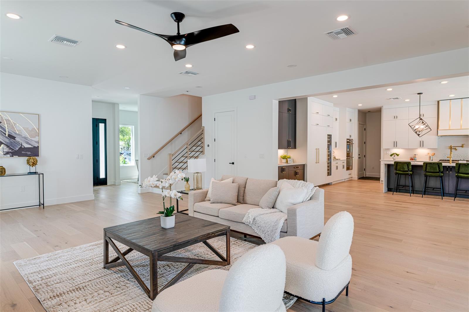 MARYLAND MANOR REV - Residential