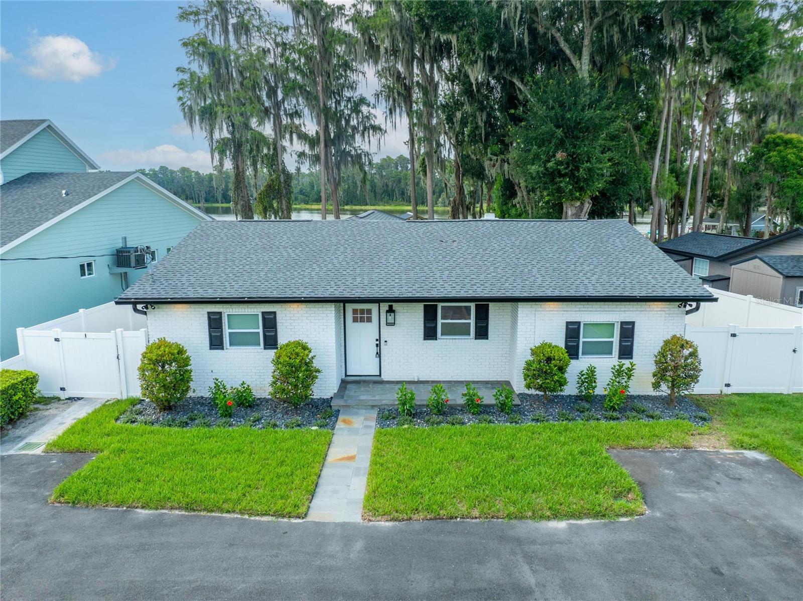 View LUTZ, FL 33558 house