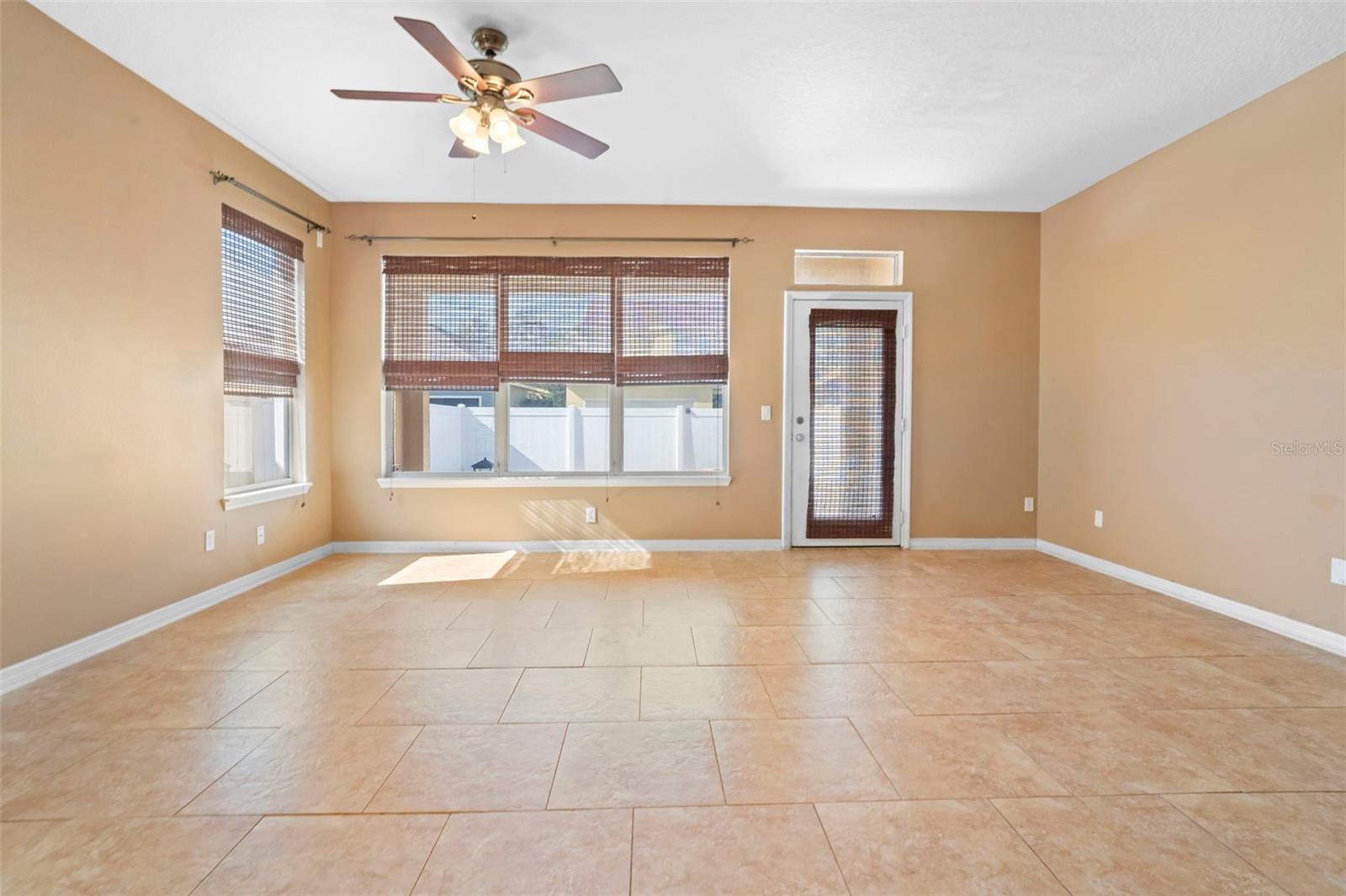 LAKES/WINDERMERE PH 02A - Residential