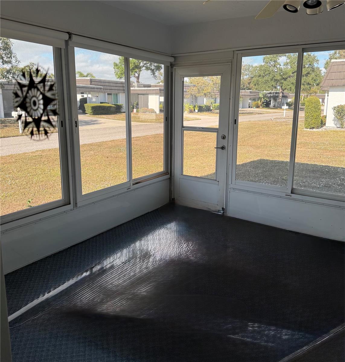 GLEN OAKS RIDGE VILLAS 2 - Residential