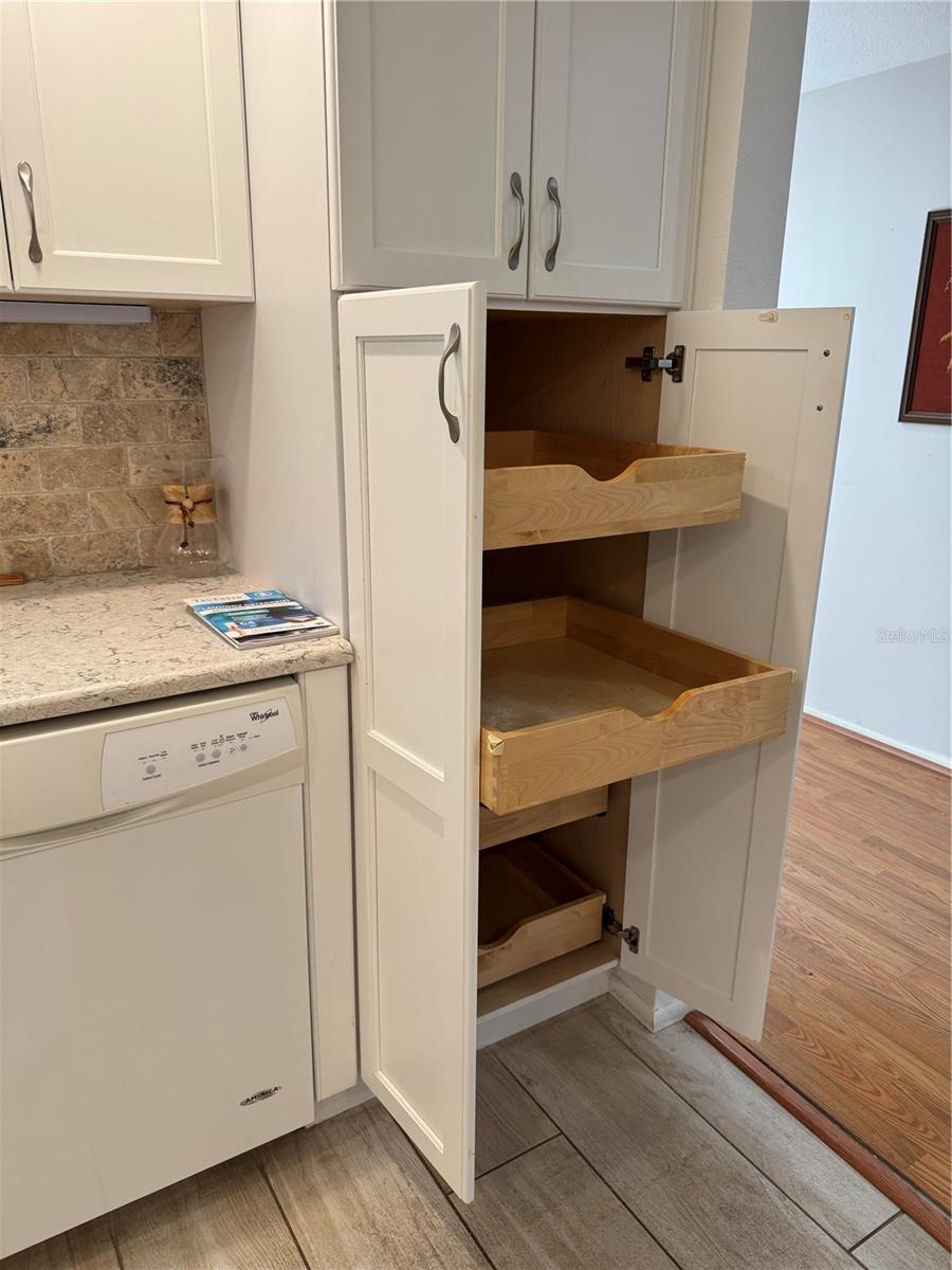 GLEN OAKS RIDGE VILLAS 2 - Residential