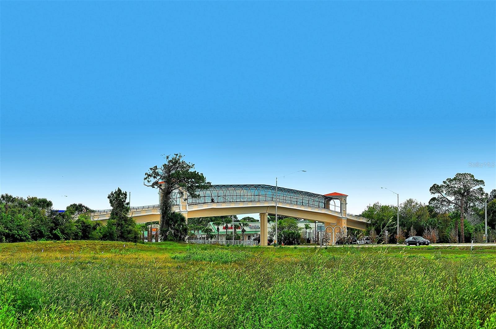 VILLAGEWALK - Residential