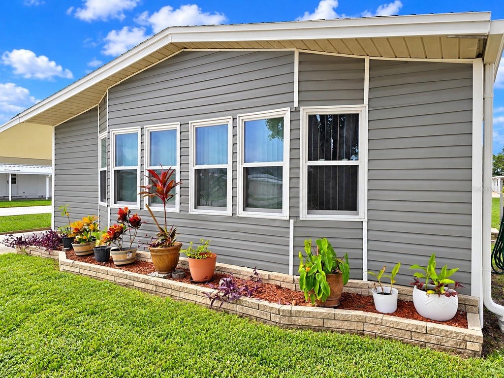 Photo of 6685 NE Briarhill Drive NE, Winter Haven, FL 33881 (MLS # P4940184)