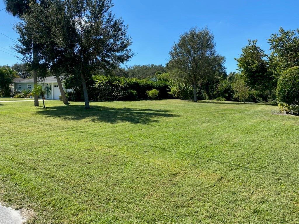 ARMSTRONGS RIVERSIDE ESTATES - Land