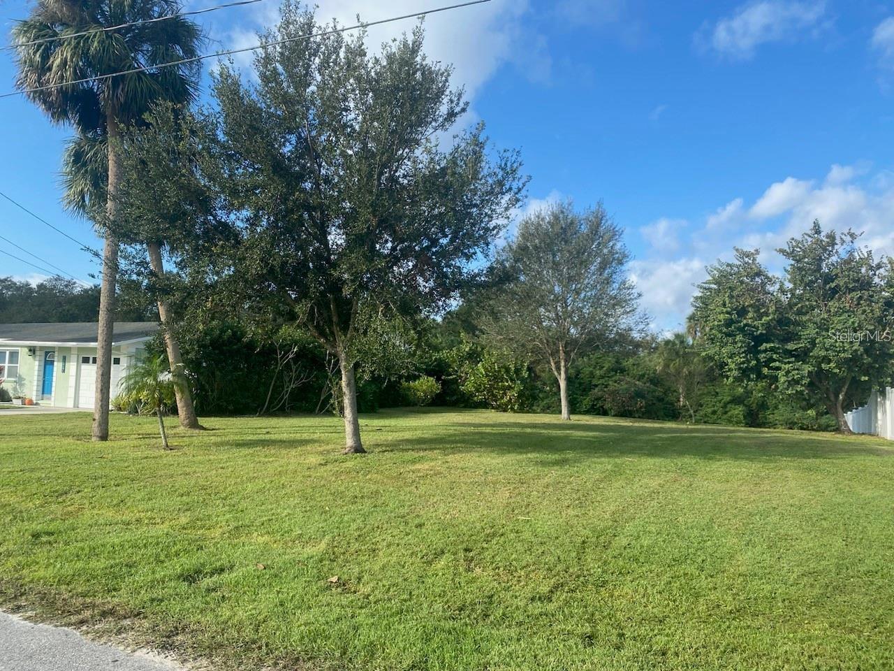 ARMSTRONGS RIVERSIDE ESTATES - Land