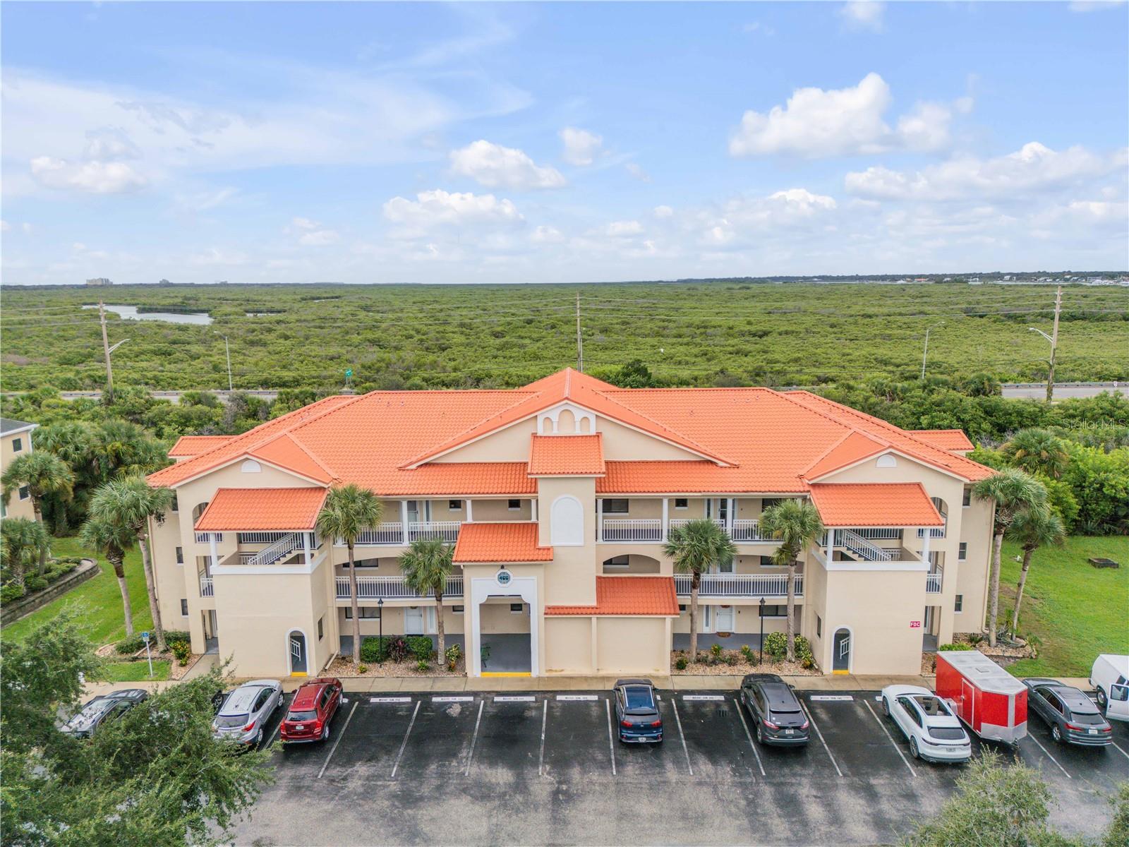 466 BOUCHELLE DRIVE 303