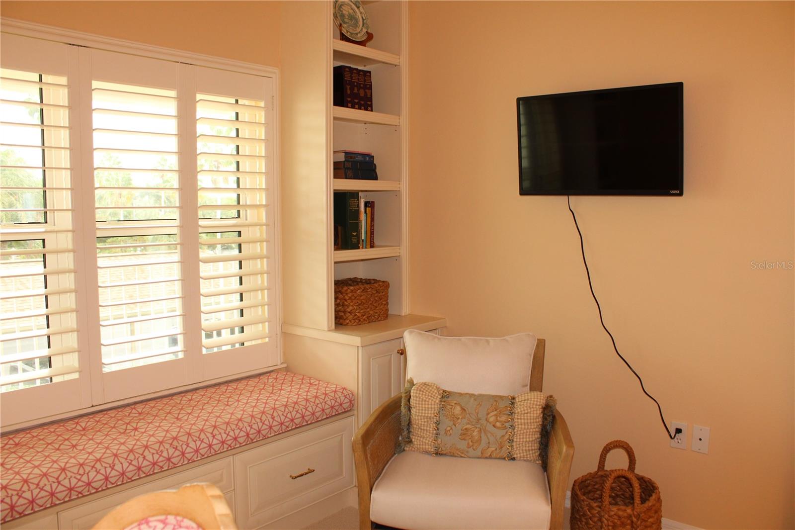 THE ESTUARIES I - Residential Lease