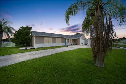 A home in NORTH PORT