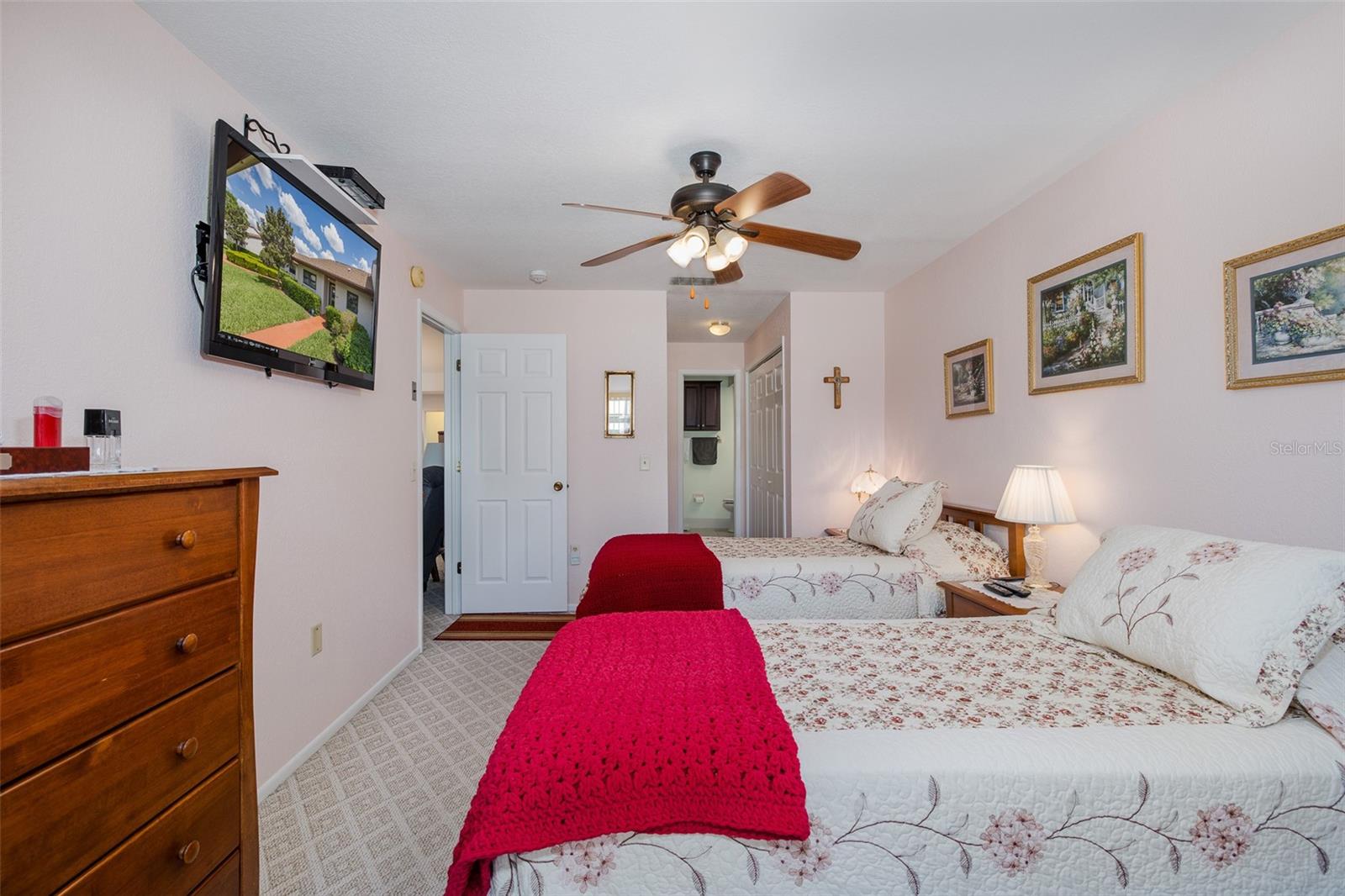 ORCHARDS RADCLIFFE CONDO - Residential