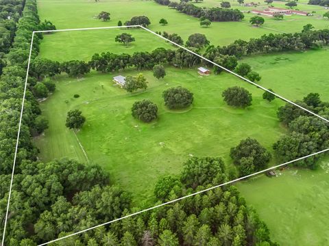 Tiny photo for 1500 NW 155th Street, Citra, FL 32113 (MLS # OM704067)