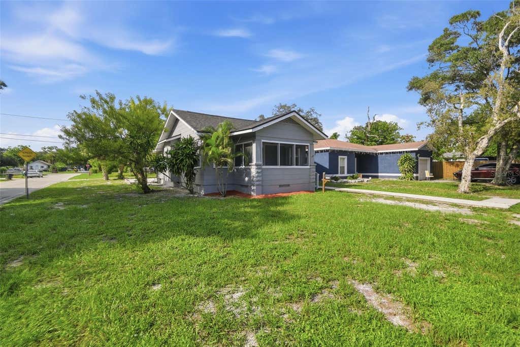 Photo of 3745 S 16th Avenue S, St Petersburg, FL 33711 (MLS # O6430533)