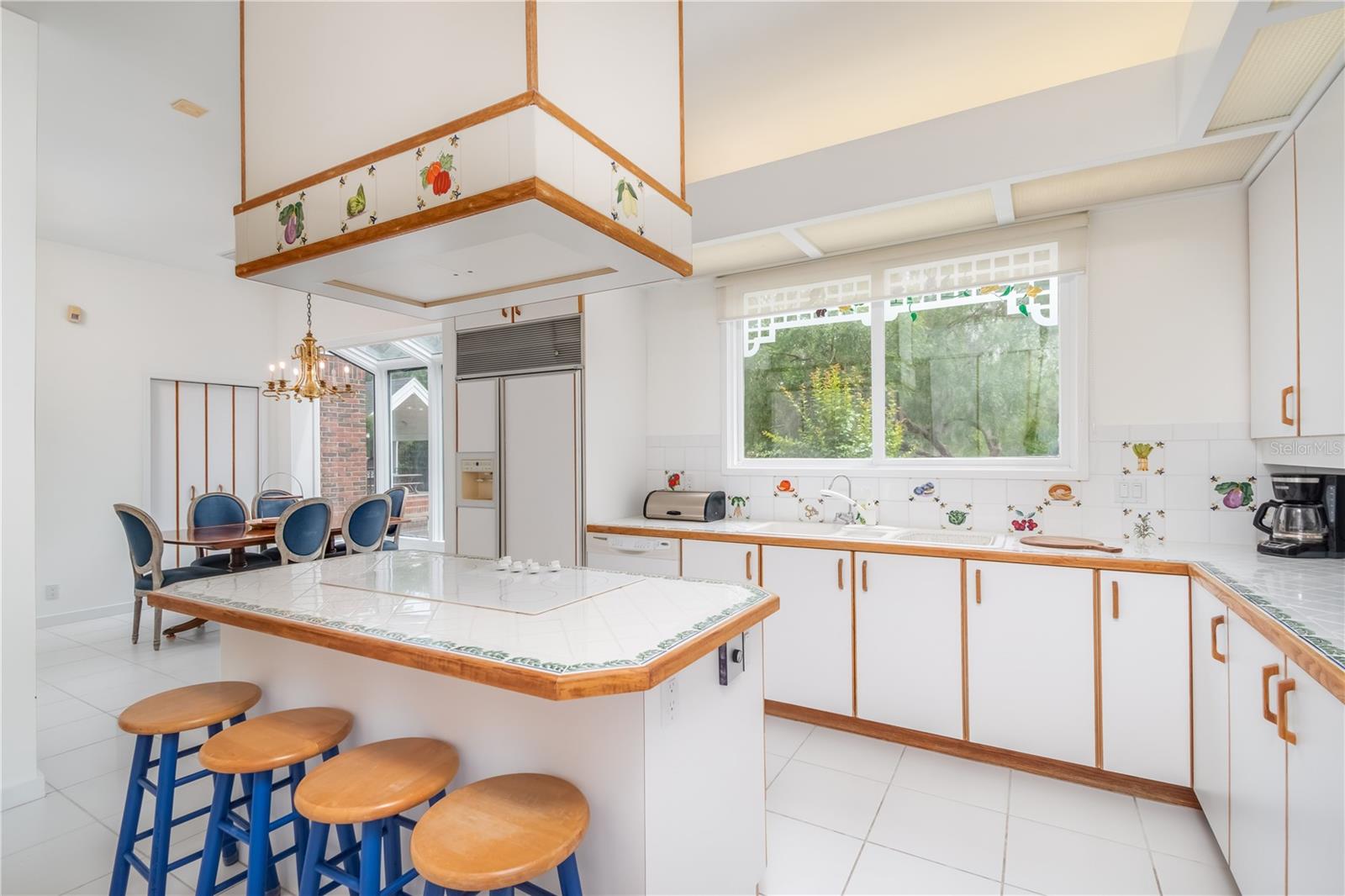 SUMMIT 02 - Residential Lease