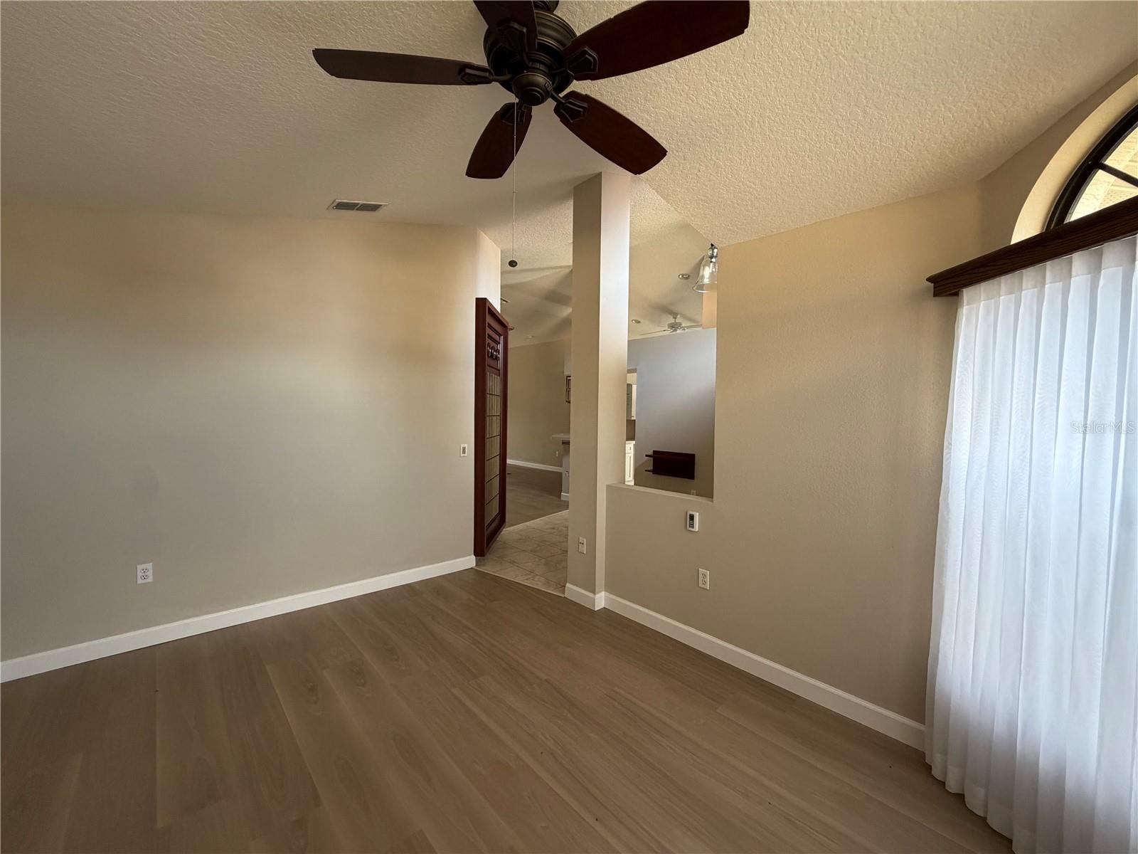 WELLINGTON AT SEVEN HILLS PH 3 - Residential