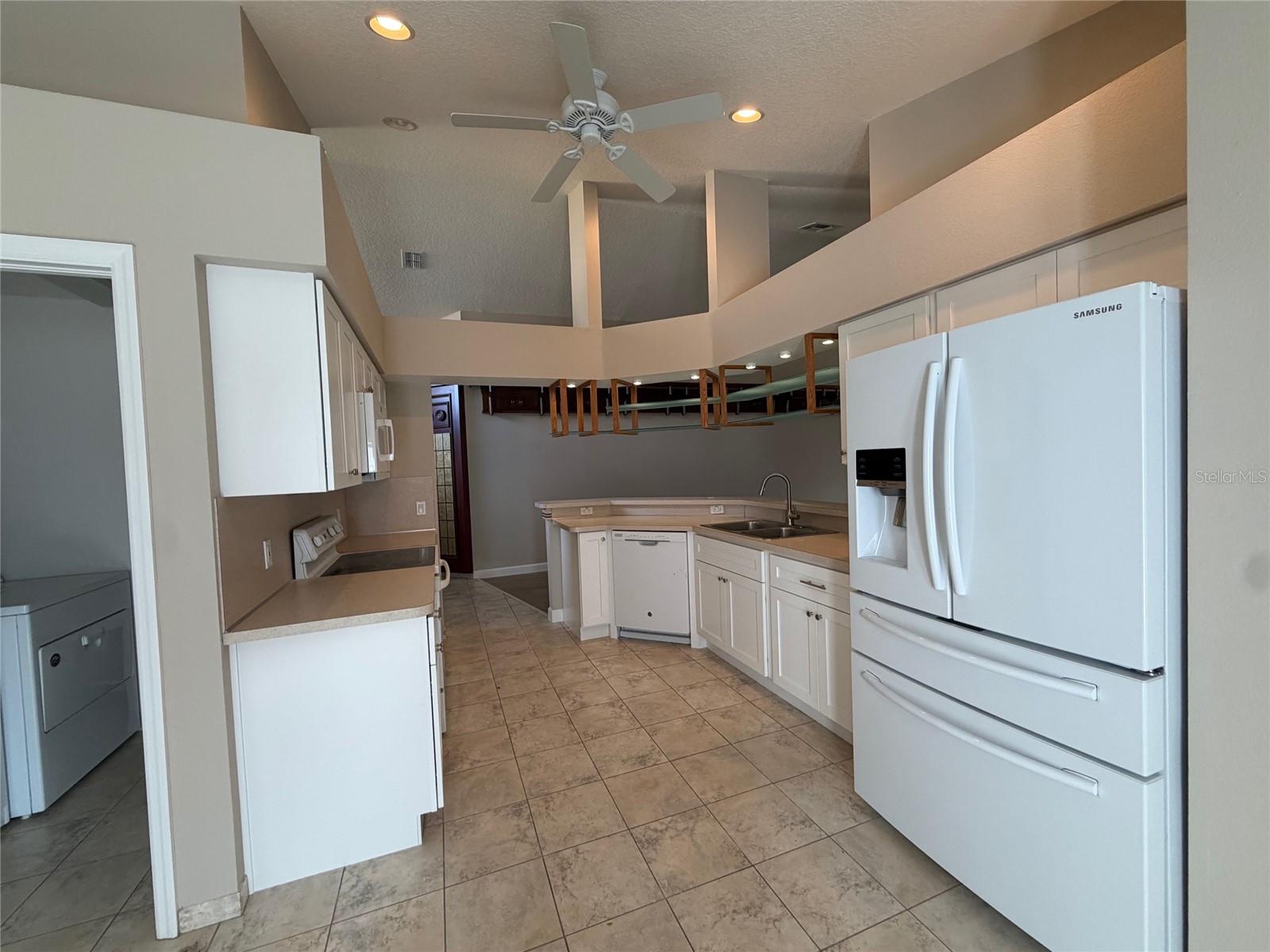 WELLINGTON AT SEVEN HILLS PH 3 - Residential