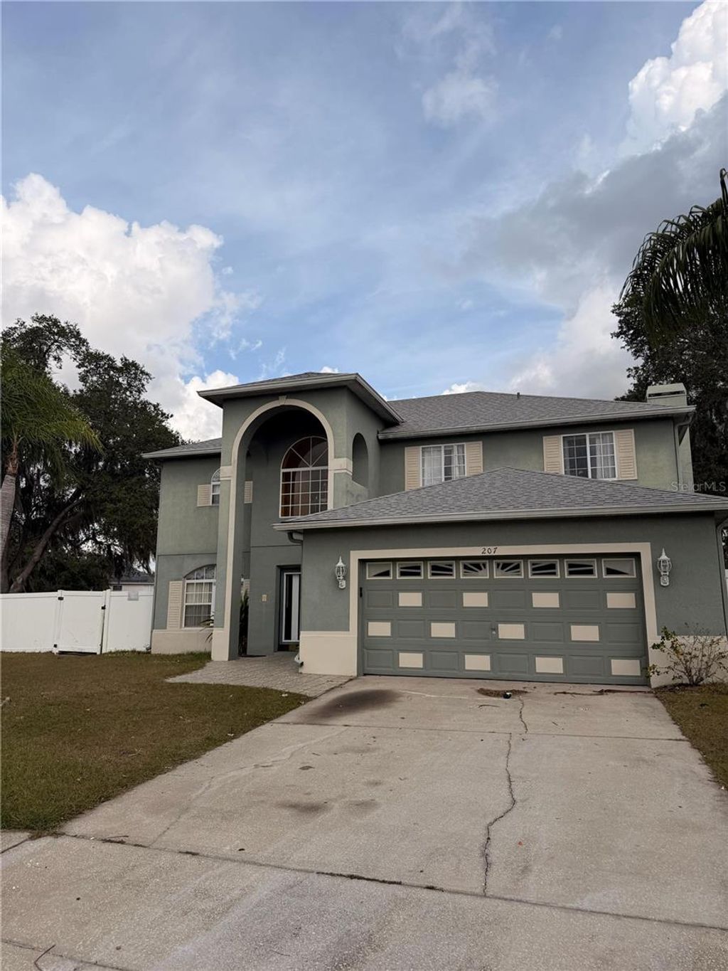 Photo of 207 Redwood Bark Trail, Kissimmee, FL 34758 (MLS # O6364507)