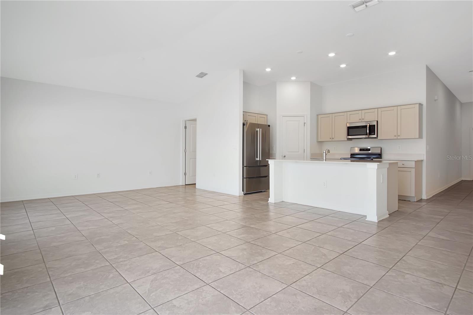 LAWSON DUNES SUB - Residential Lease