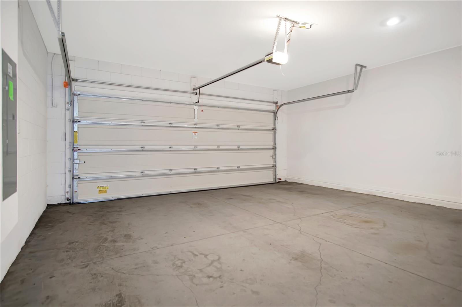 LAWSON DUNES SUB - Residential Lease