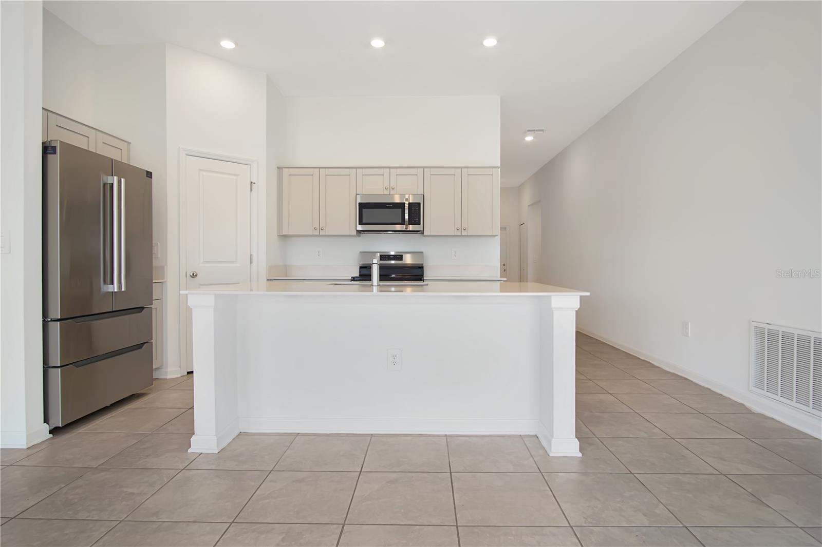 LAWSON DUNES SUB - Residential Lease