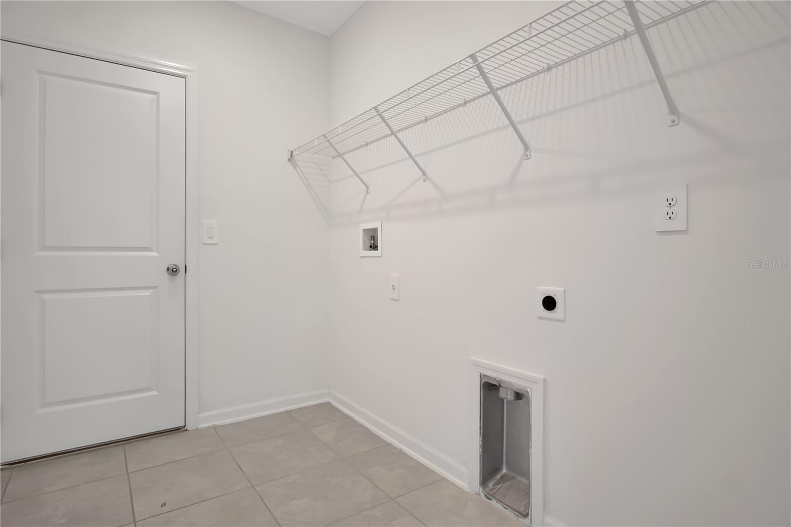 LAWSON DUNES SUB - Residential Lease