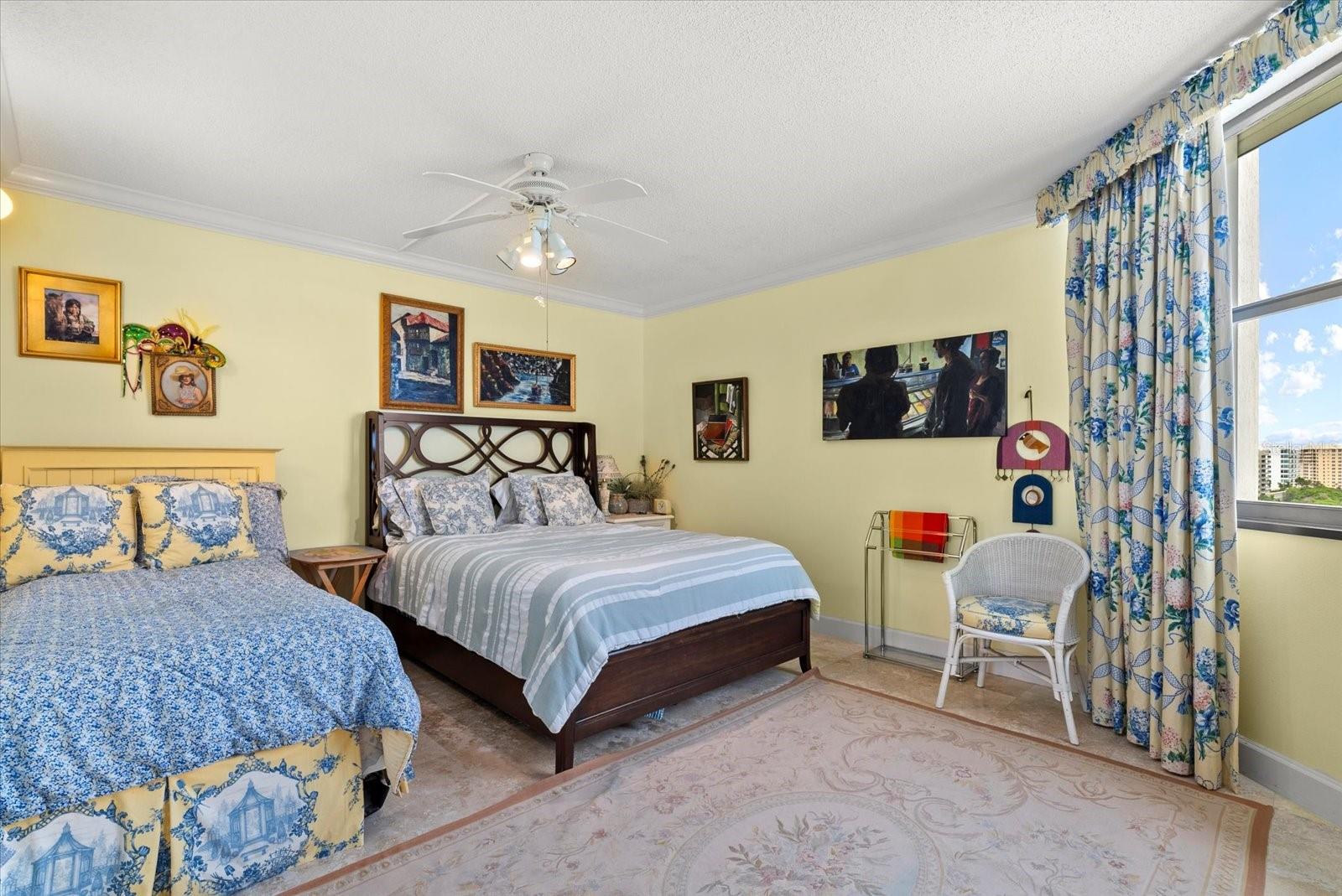 PRIVATEER SOUTH - Residential Lease