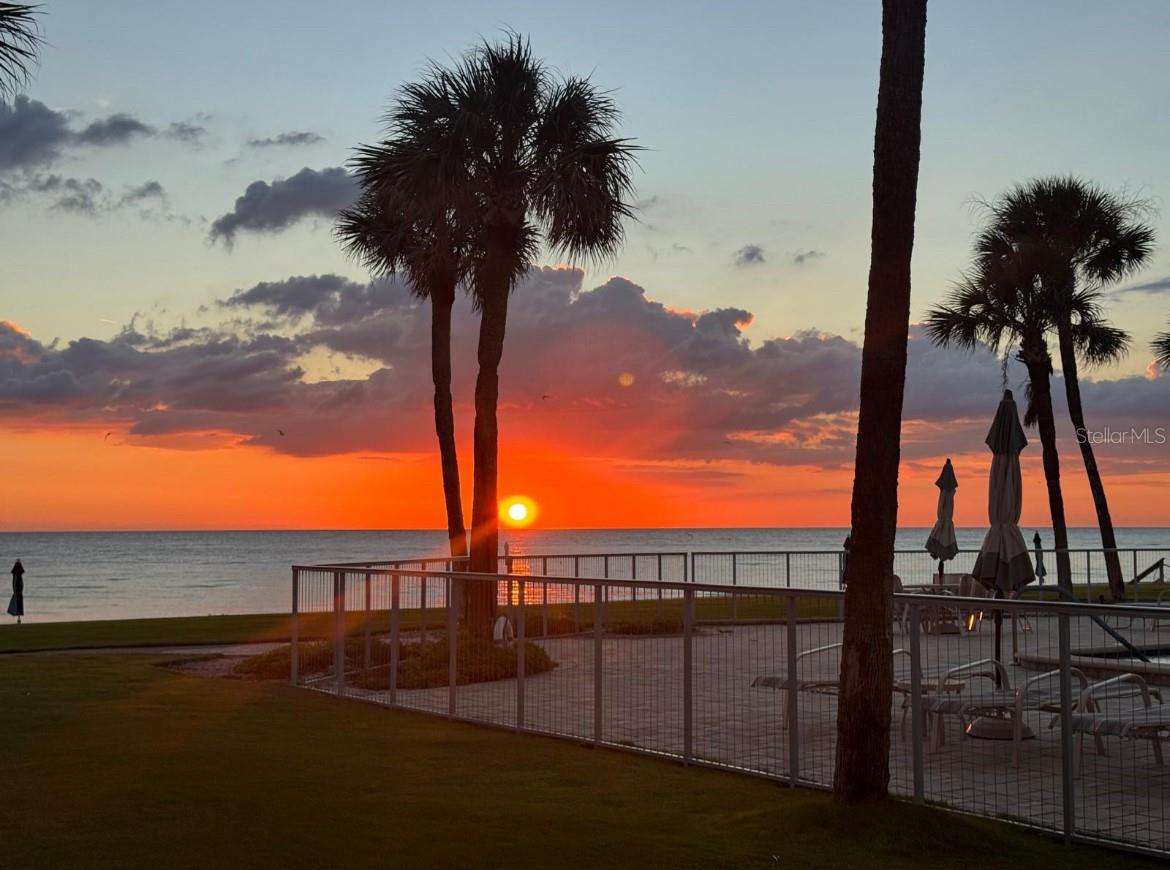 PRIVATEER SOUTH - Residential Lease