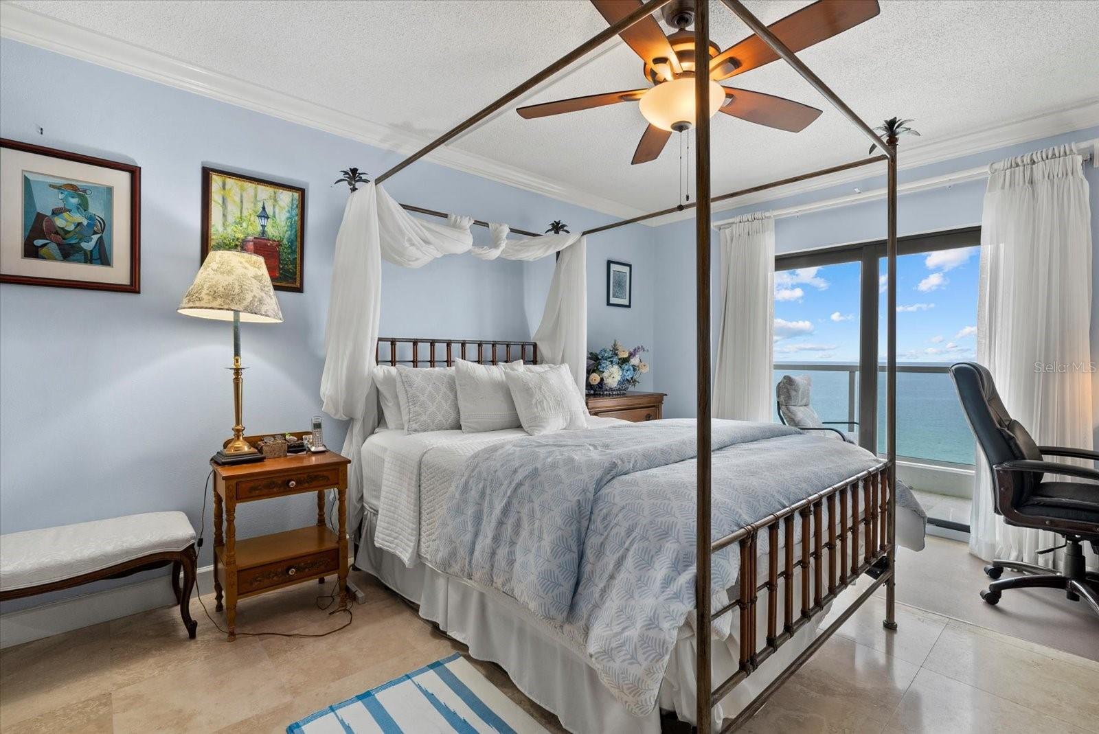 1000 LONGBOAT CLUB ROAD 1001