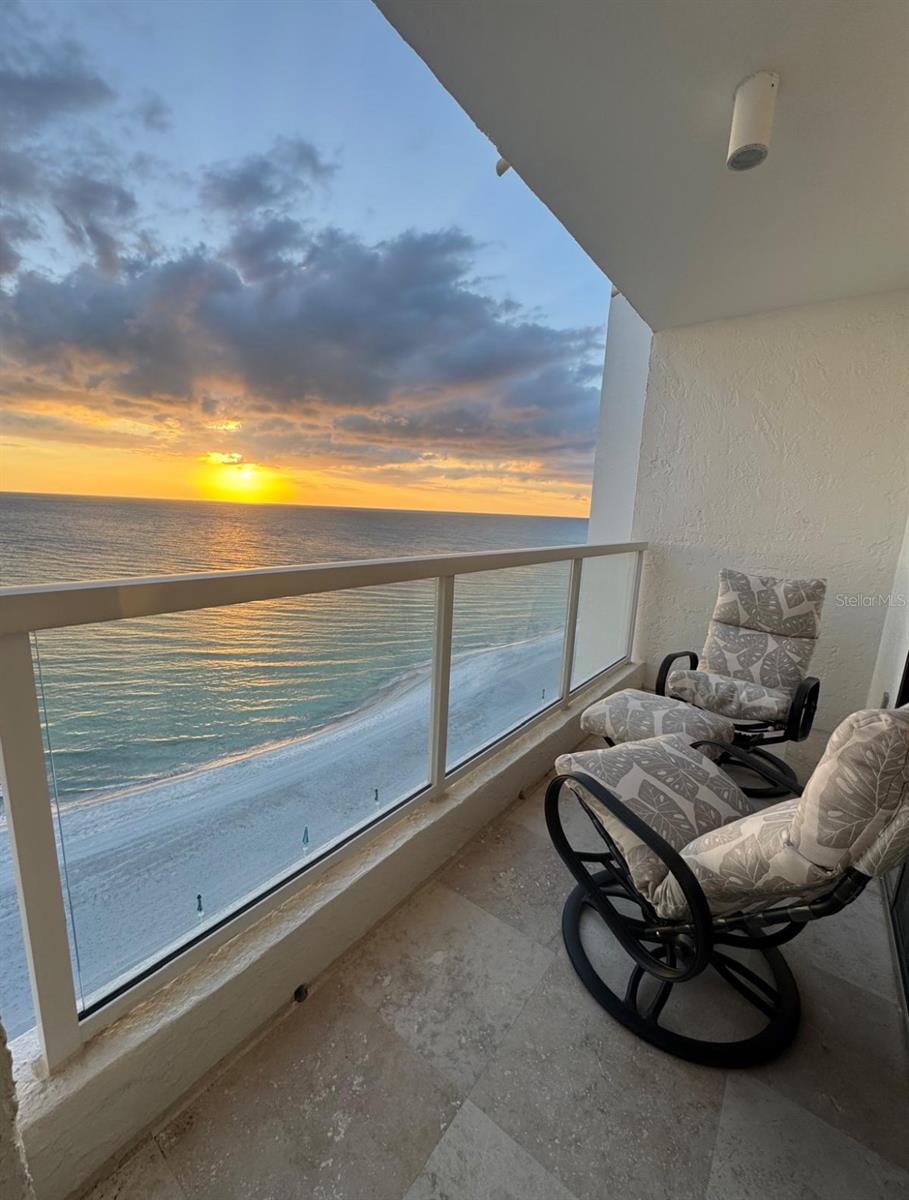 PRIVATEER SOUTH - Residential Lease